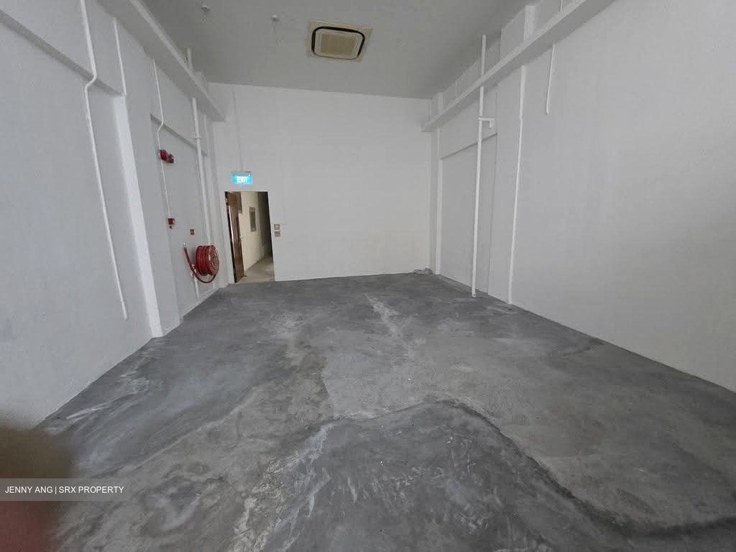 Hongkong Street (D1), Office #624035121